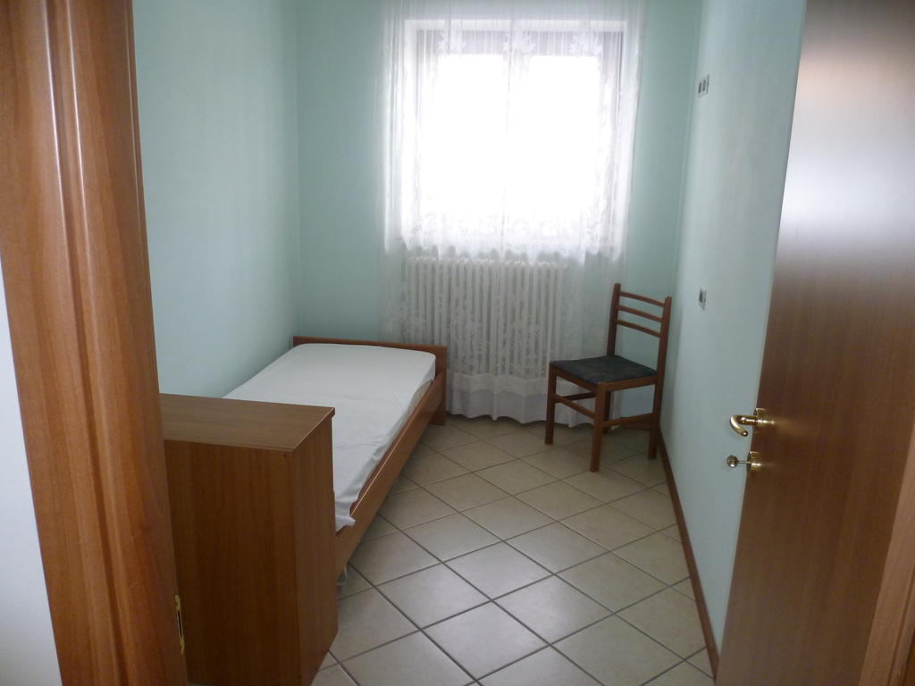 Casa Vacanza Ca Dei Logi Levico Terme Zimmer foto